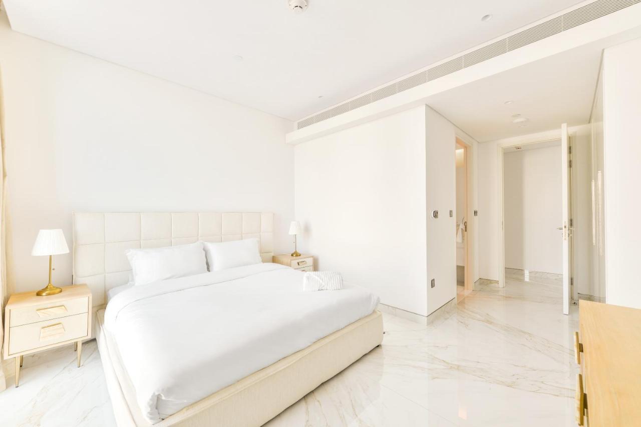 Luxury 2 Bedroom Beachfront Apt W Stunning Sea View 두바이 외부 사진