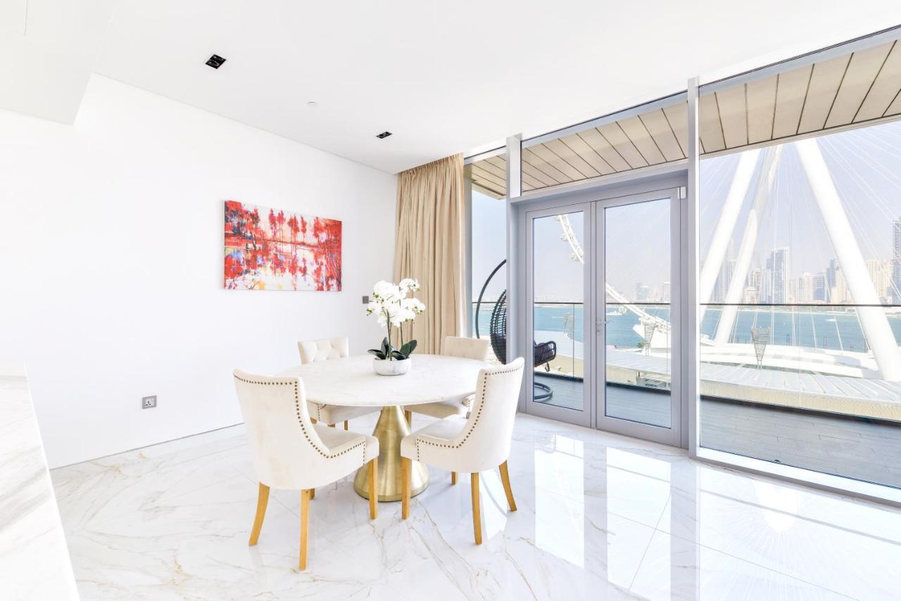 Luxury 2 Bedroom Beachfront Apt W Stunning Sea View 두바이 외부 사진